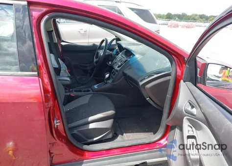 2014 Ford Focus Se из США, поврежденный, VIN 1FADP3F22EL427392